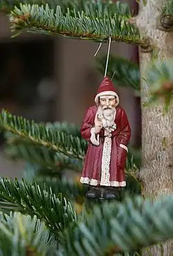 Papier-mâché ornament