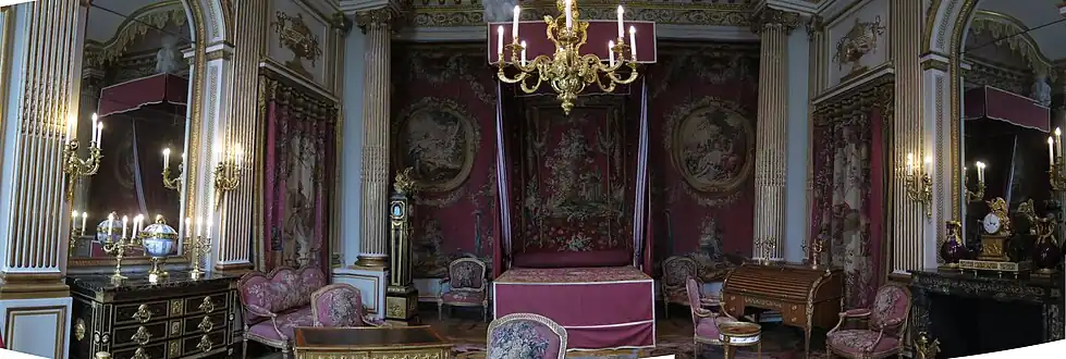 Panorama of the chambre de parade