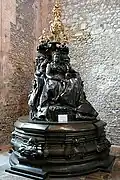 Statue of Queen Victoria in the Great Hall