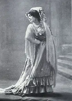 Régina Badet in 1910.