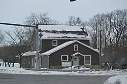 Restaurant at the crossroads of U.S. Routes 6/19