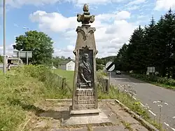 Robert Pollok Centenary Memorial, Mearns Road, Loganswell, East Renfrewshire