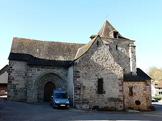 The church in Saint-Cernin-de-Larche