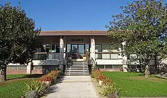 The town hall in Saint-Hilaire-de-Lusignan