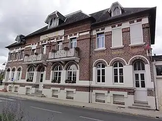 The town hall of Savy