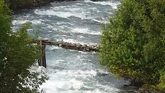Small bridge over the northern branch of the river