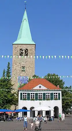 Historical town hall and St. Agatha cathedral