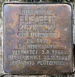 Memorial plaque for Elisabeth Kuznitzky
