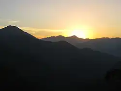 sunset thapathana