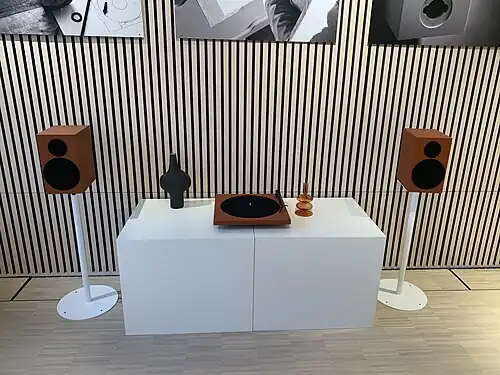 TONE Phono Set S (Terracotta Red) – contains Turntable, Amplifier, Bookshelf Speaker Pair