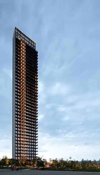 Torre 40 Lumiére