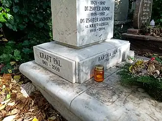 The grave of John Bartha is in the New Public Cemetery in Budapest.