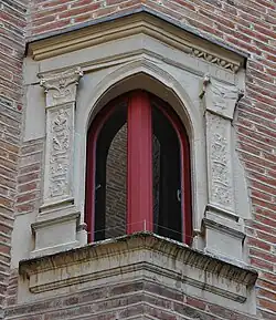 Hôtel du Vieux-Raisin.