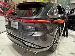 Toyota Harrier Plug-in Hybrid Z (AXUP85)