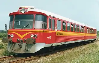 Y-type trainset in Vestbanen livery