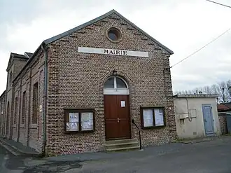 The town hall in Vironchaux