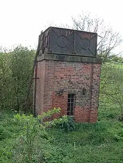 Water tower at Wharram in May 2004