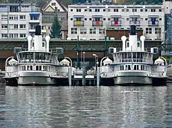 Stadt Zürich (to the left) and Stadt Rapperswil in Zürich-Wollishofen
