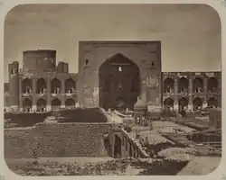 1868-1872 Main entrance